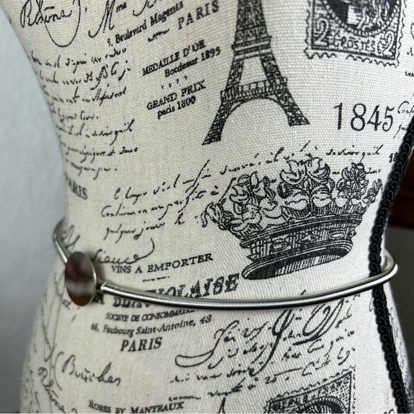 Vintage Thin Slinky Silver Disk Retro Disco Belt Size S/M - Picture 4 of 14